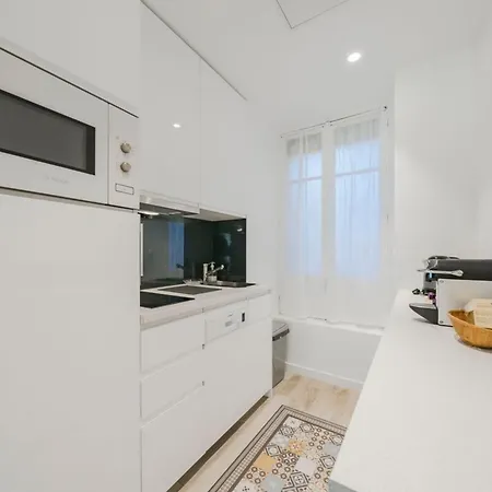 Brand New One Bedroom Heart Of Cannes!!